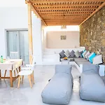 Hotell Myconian Crown 4*