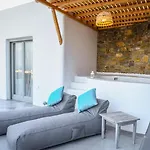 Hotell Myconian Crown