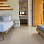 Hotell Myconian Crown 4*