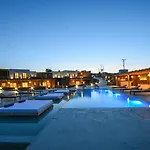 Hotell Myconian Crown 4*