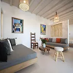 Myconian Crown Hotell Kalafati