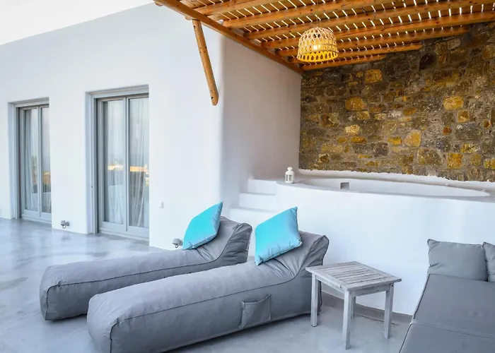 Hotel Myconian Crown