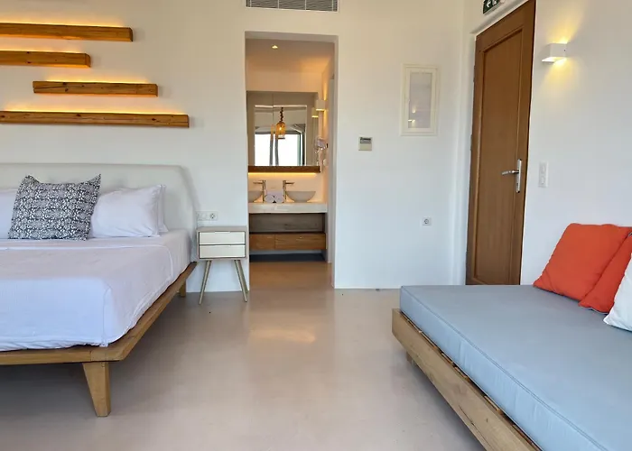 Hotel Myconian Crown Kalafati