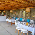 Myconian Crown Hotell 4*