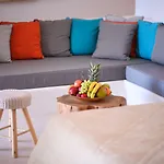 Myconian Crown Hotell