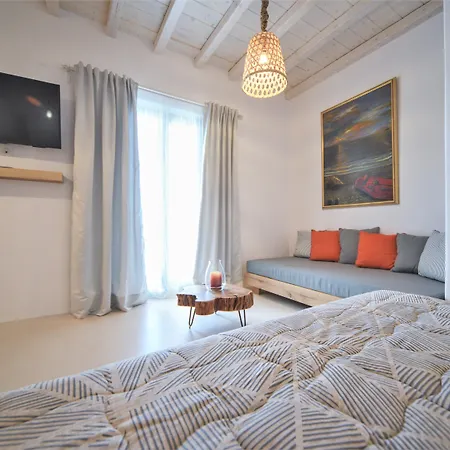 Myconian Crown Hotel