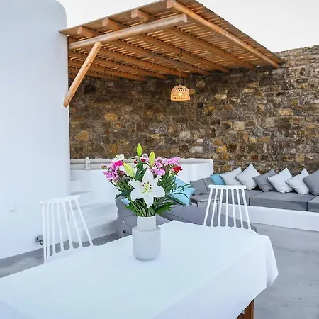 Hotel Myconian Crown
