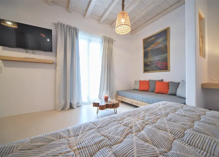 Myconian Crown فندق