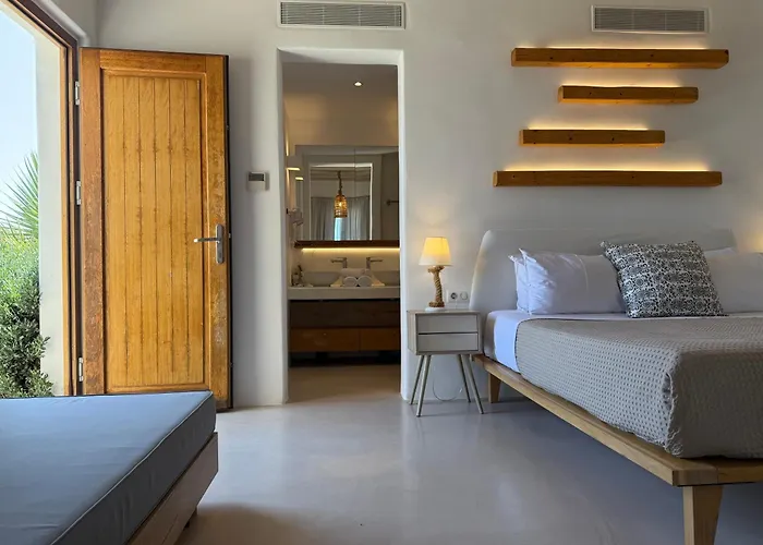 Ξενοδοχείο Myconian Crown 4*