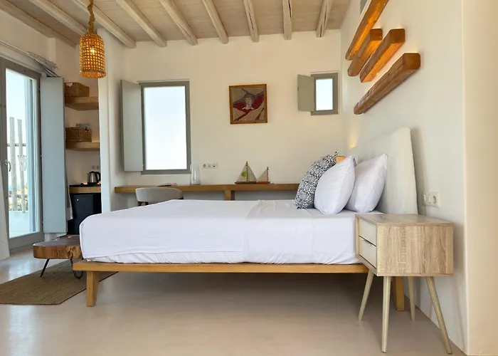 Ξενοδοχείο Myconian Crown 4*