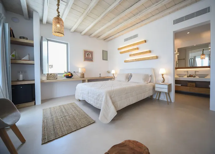 فندق Myconian Crown 4*