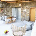 Myconian Crown By Mr And Mrs White 4*
