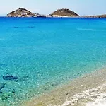 Myconian Crown By Mr And Mrs White 4* カラファティス