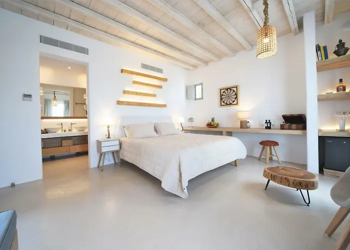 Отель Myconian Crown 4*